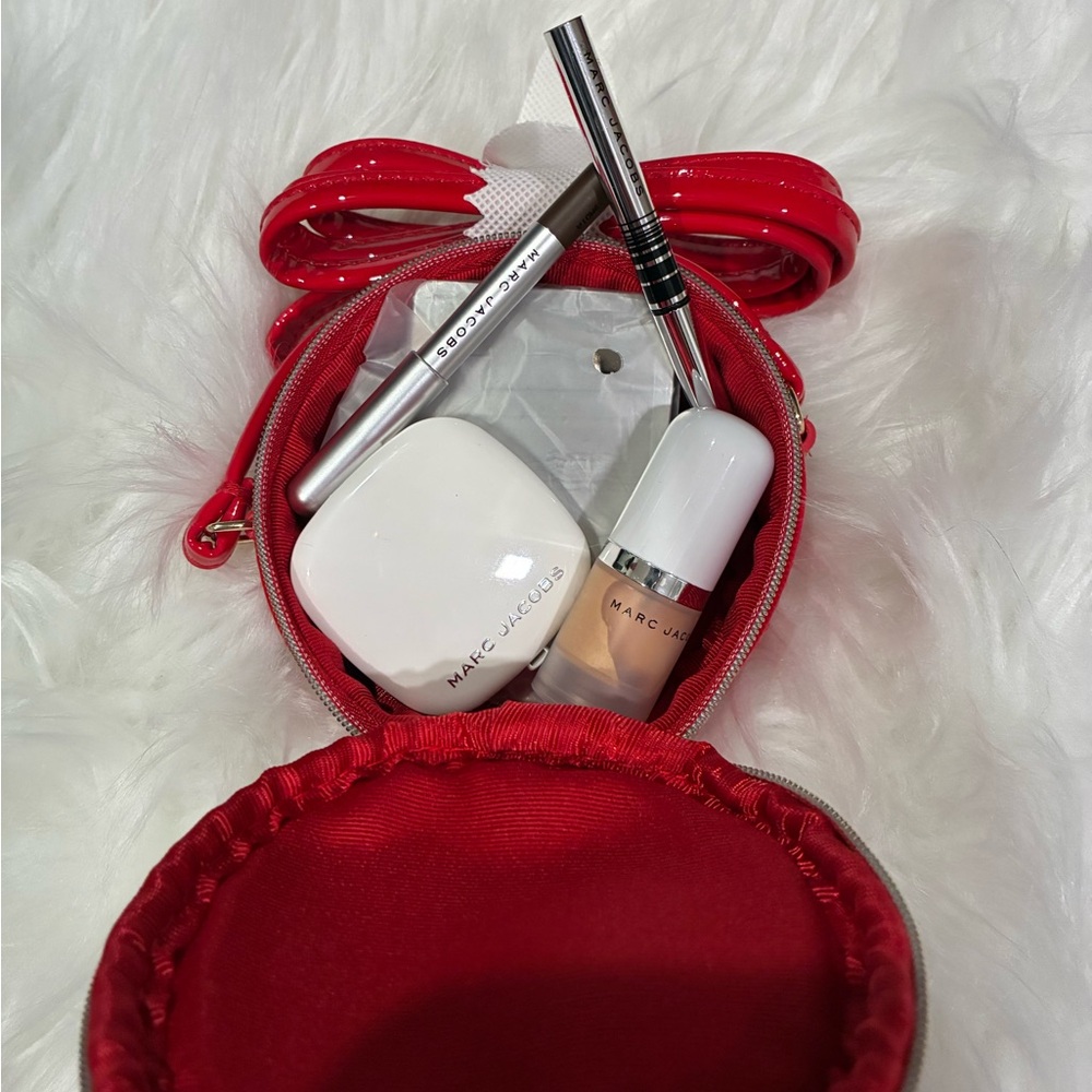Marc Jacobs Red and White Cosmetic Collection